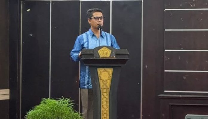 Bupati Karimun Iskandarsyah/f.kabarkarimun.co.id